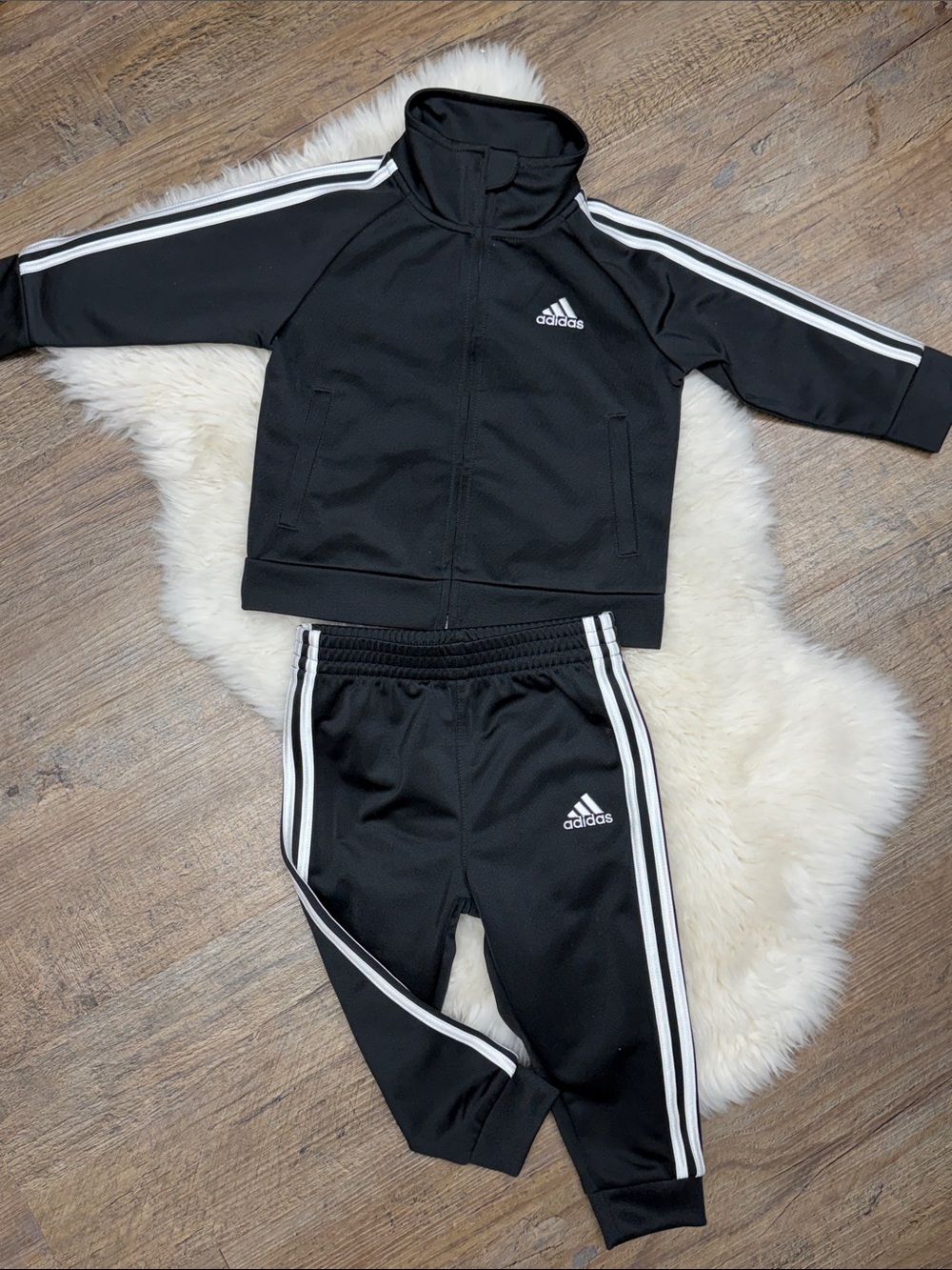 Baby adidas Black & White 3 stripe Tracksuit Set size 12 months